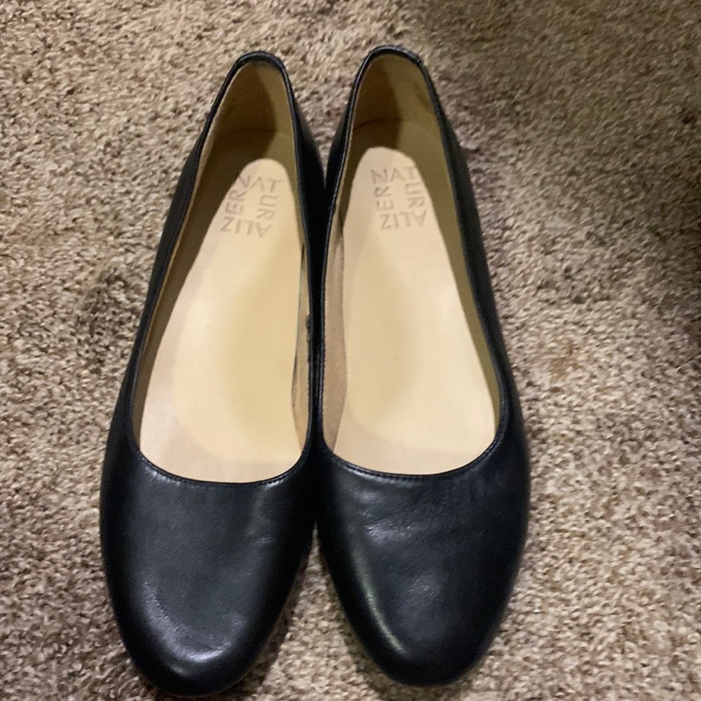 Naturalizer Black Flats
